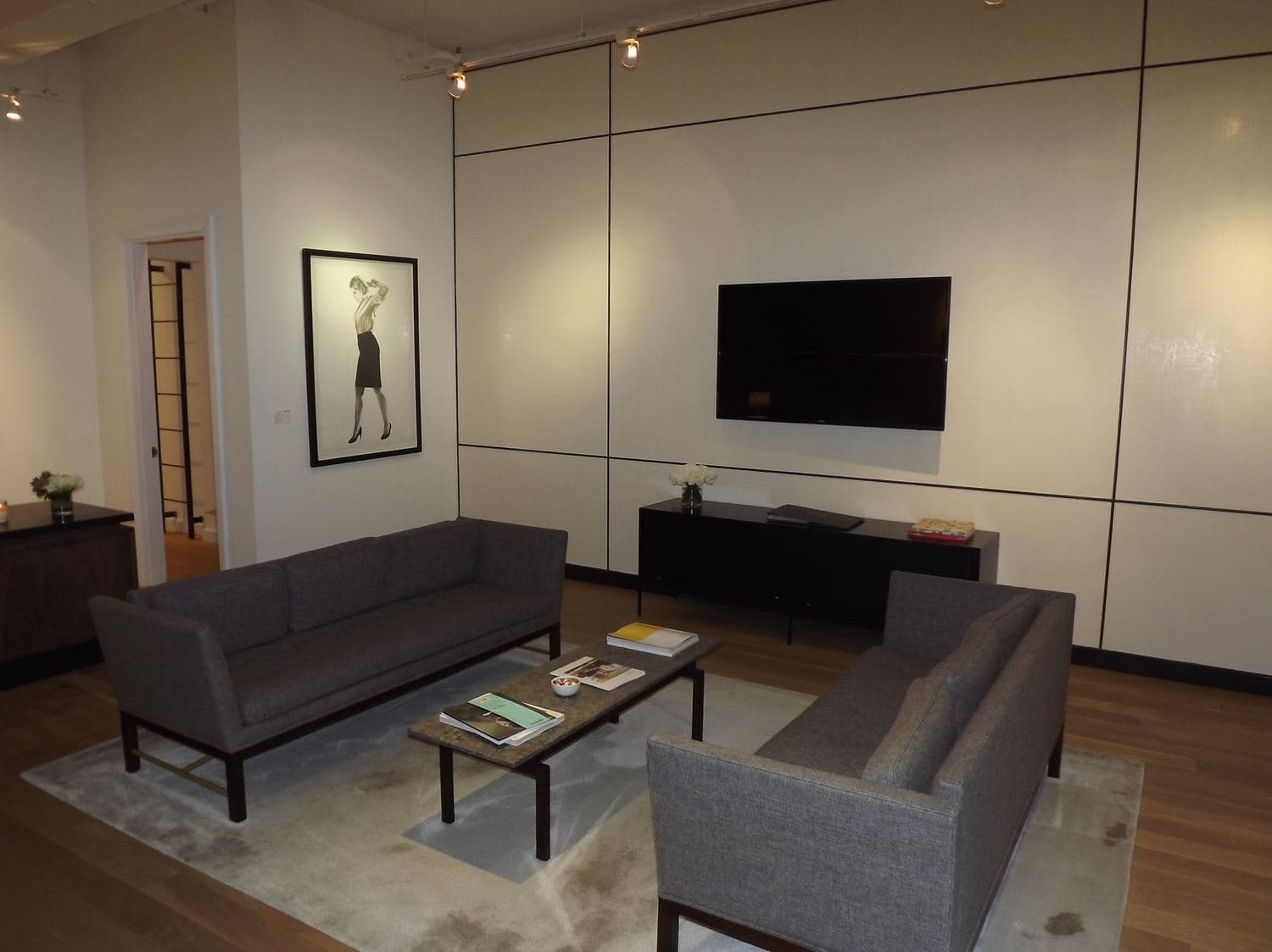 Ritz-Carlton Hotel — image 3